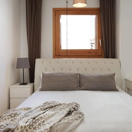 Lets Holidays Mediterranean 3 Minutes To The 2 Apartamento