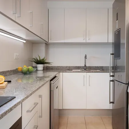 Lets Holidays Mediterranean 3 Minutes To The 2 Apartamento