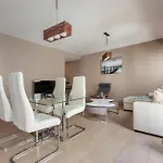 Lets Holidays Mediterranean 3 Minutes To The 2 Apartament *