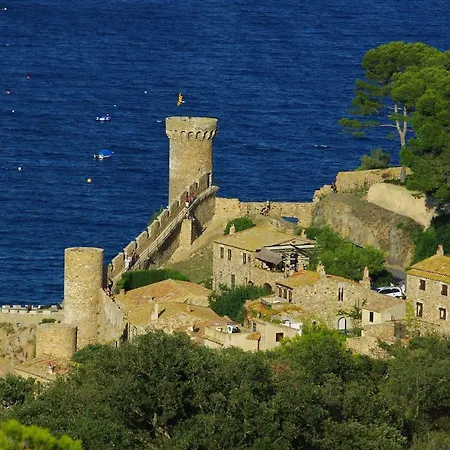 Lets Holidays Mediterranean 3 Minutes To The 2 Apartment Tossa de Mar