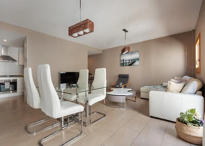 Lets Holidays Mediterranean 3 Minutes To The 2 Apartment *