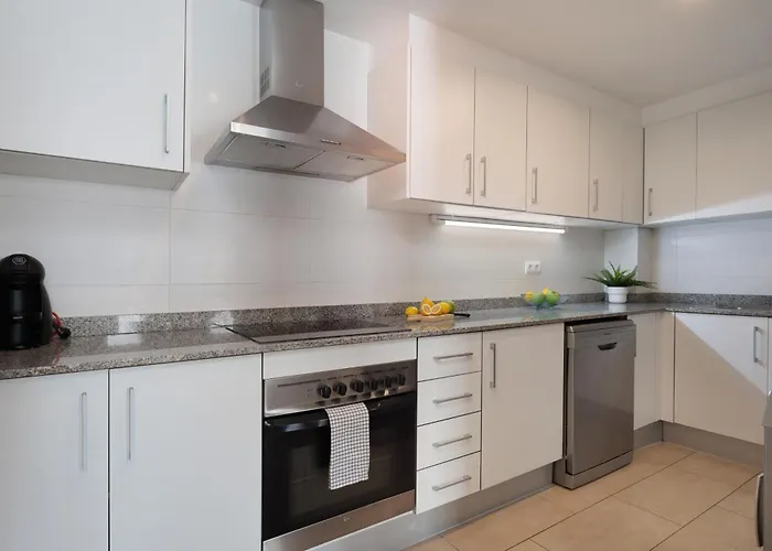 Apartment Lets Holidays Mediterranean 3 Minutes To The 2 Tossa de Mar