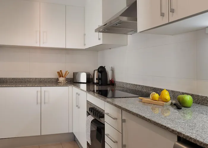 Lets Holidays Mediterranean 3 Minutes To The 2 Apartment *