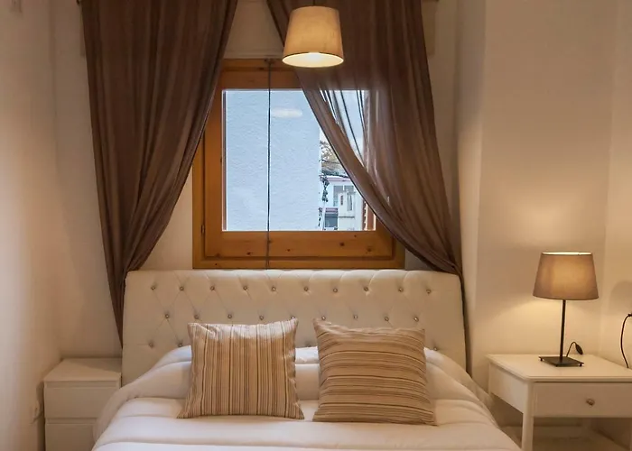 Lets Holidays Mediterranean 3 Minutes To The 2 Apartment *