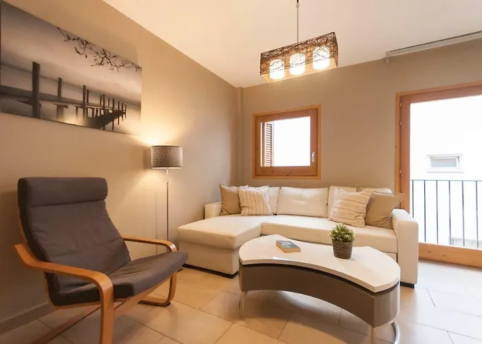 Lets Holidays Mediterranean 3 Minutes To The 2 Apartment *