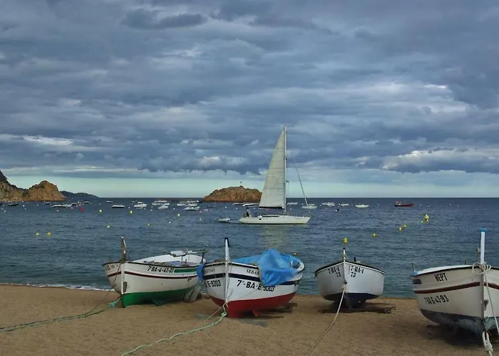 Lets Holidays Mediterranean 3 Minutes To The 2 Apartment *